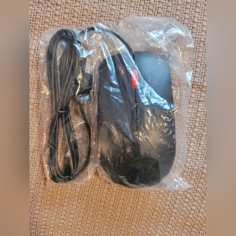 Basic Wired Lenovo Computer Mouse - Picture 2 of 2